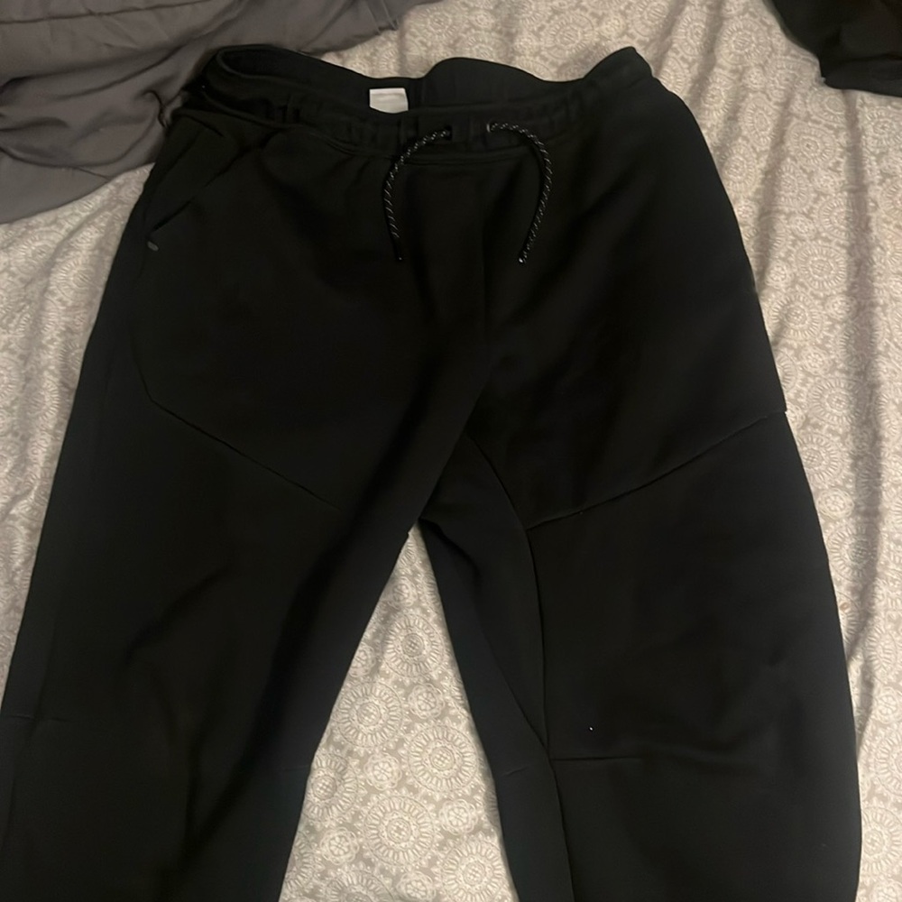 Nike Sportswear Tech Fleece ( Men’s Joggers )